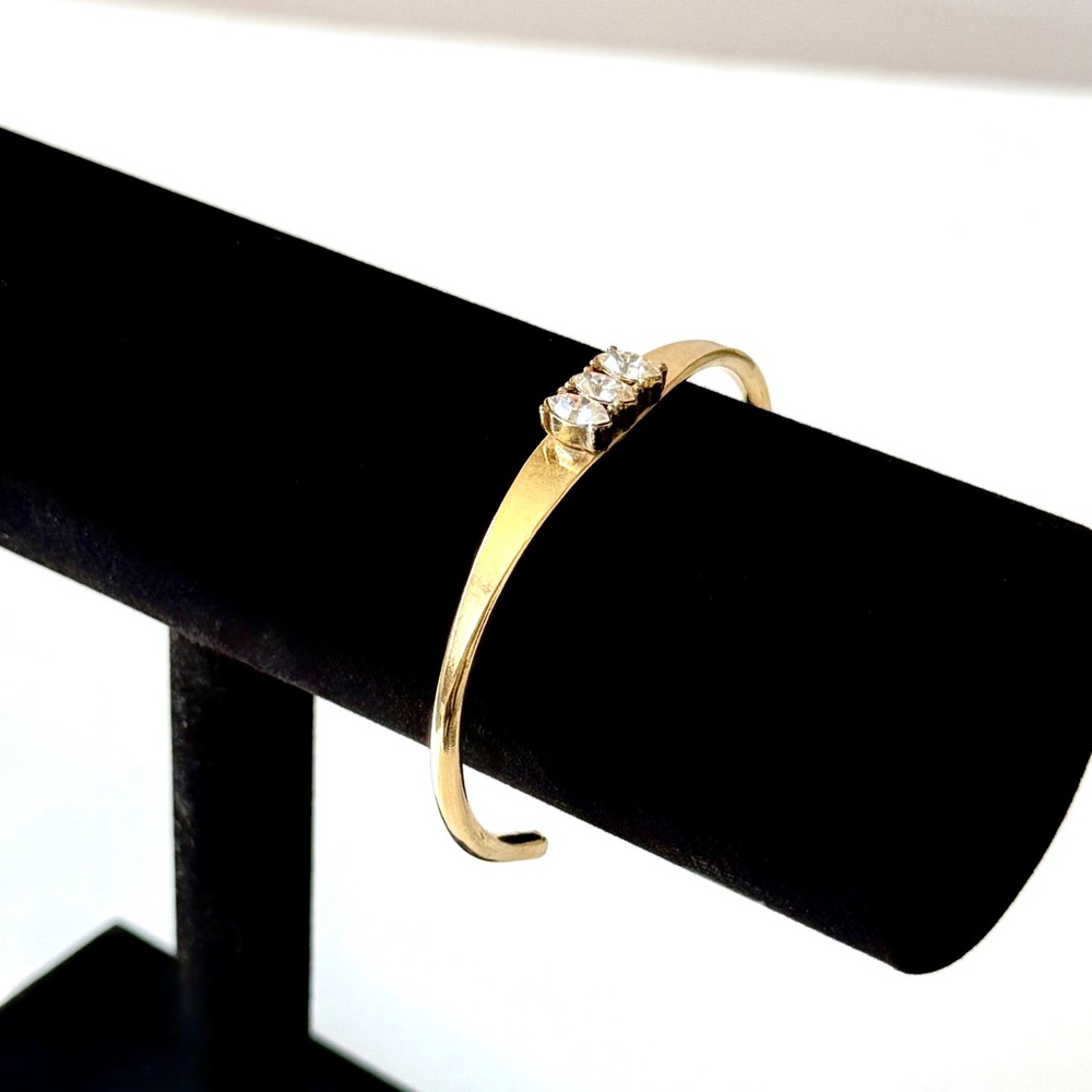 Lee Angel for NEIMAN MARCUS | NWT | Classic Gold Cuff With Marquis Crystals - Picture 5 of 8